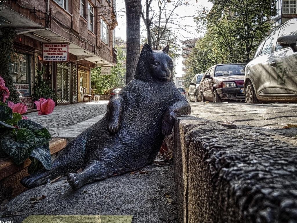 តួអង្គល្បីក្នុងប្រទេសកម្ពុជា